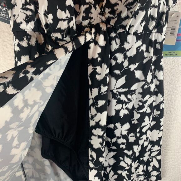 Swim Solutions Womens Flyaway Tummy‎ Control V-Neck Floral Swimdress Size 16 NWT - Picture 3 of 10